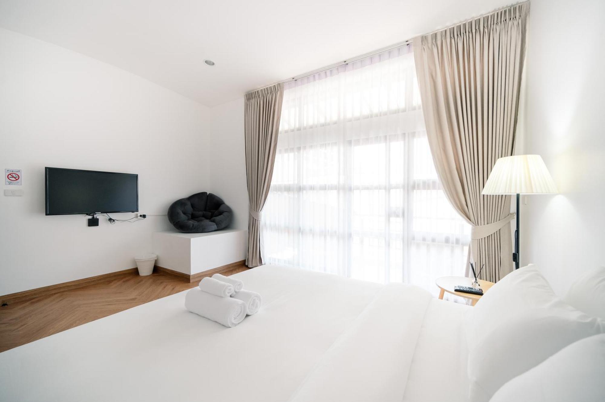 Mitt Haus Hotell Bangkok Exteriör bild
