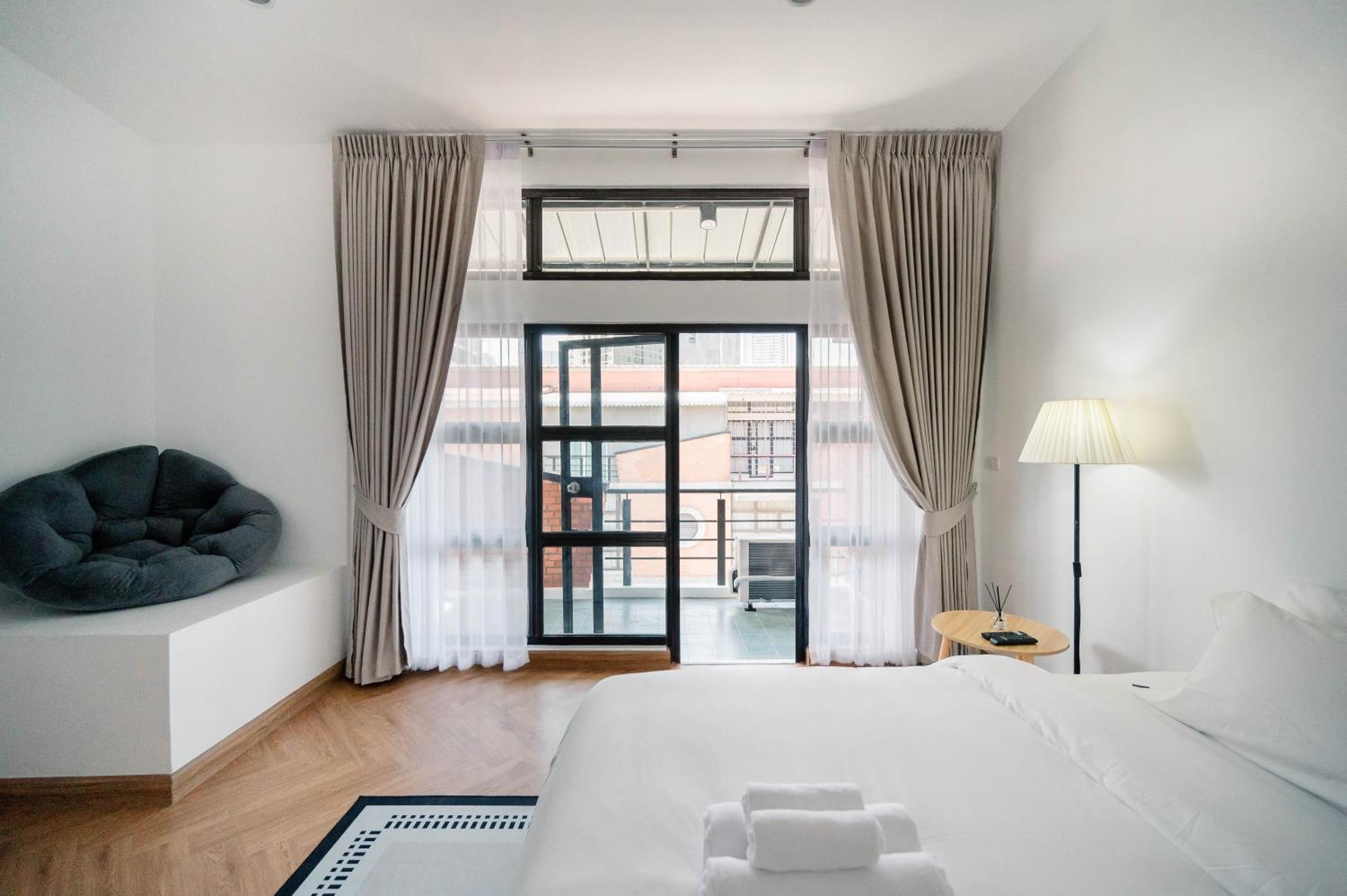 Mitt Haus Hotell Bangkok Exteriör bild