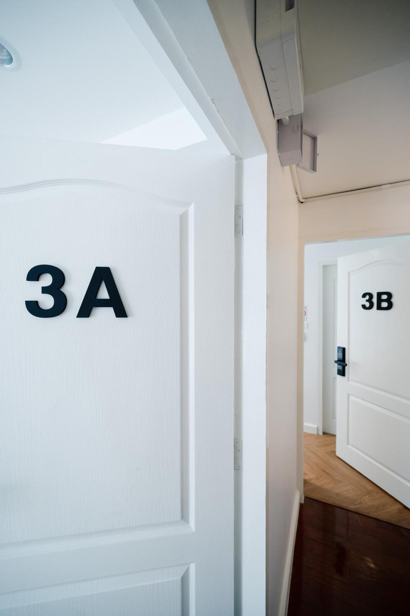 Mitt Haus Hotell Bangkok Exteriör bild